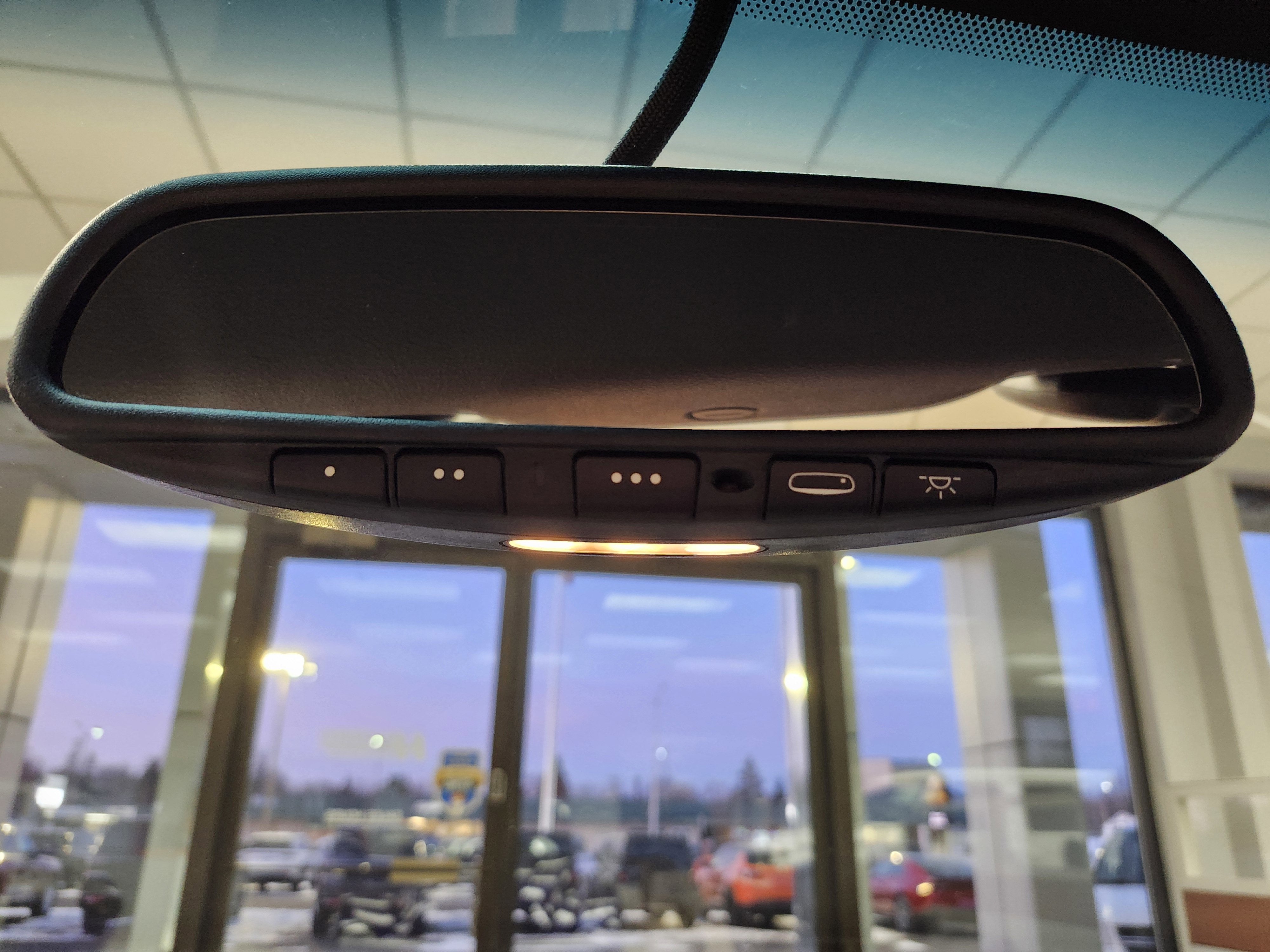 2004 Chevrolet SSR LS