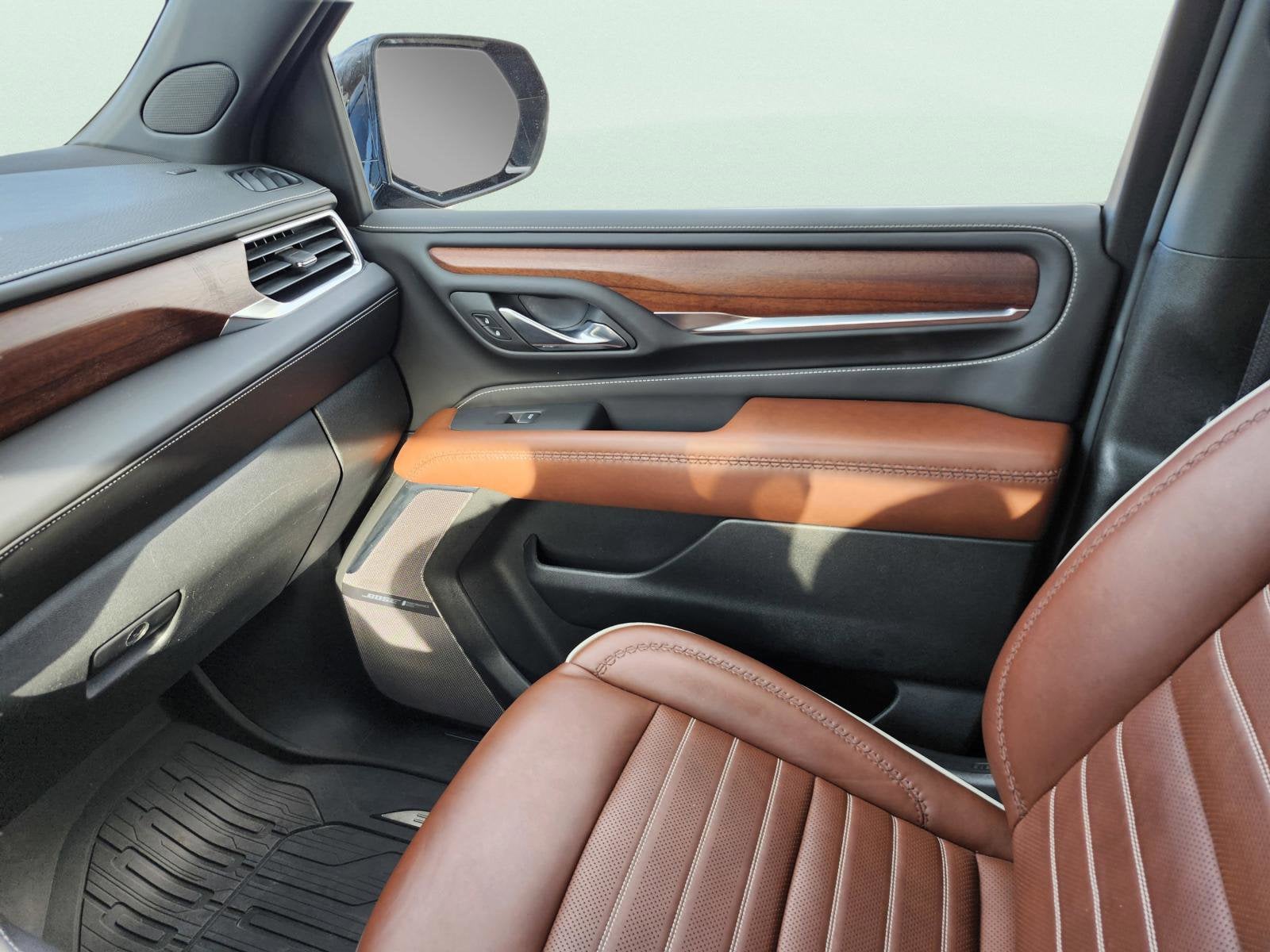 2024 GMC Yukon XL Denali Ultimate