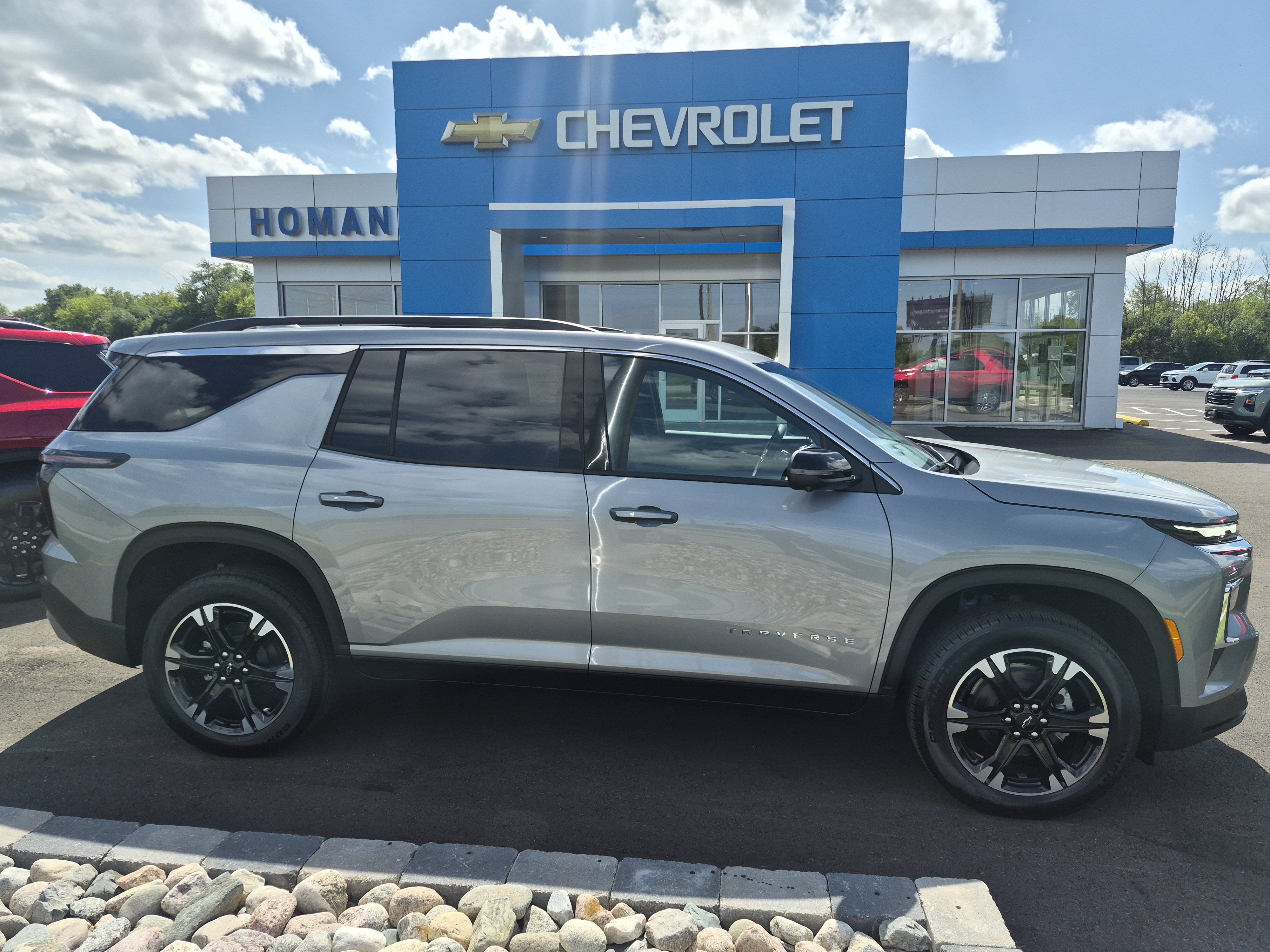 2027 Chevrolet Traverse LT