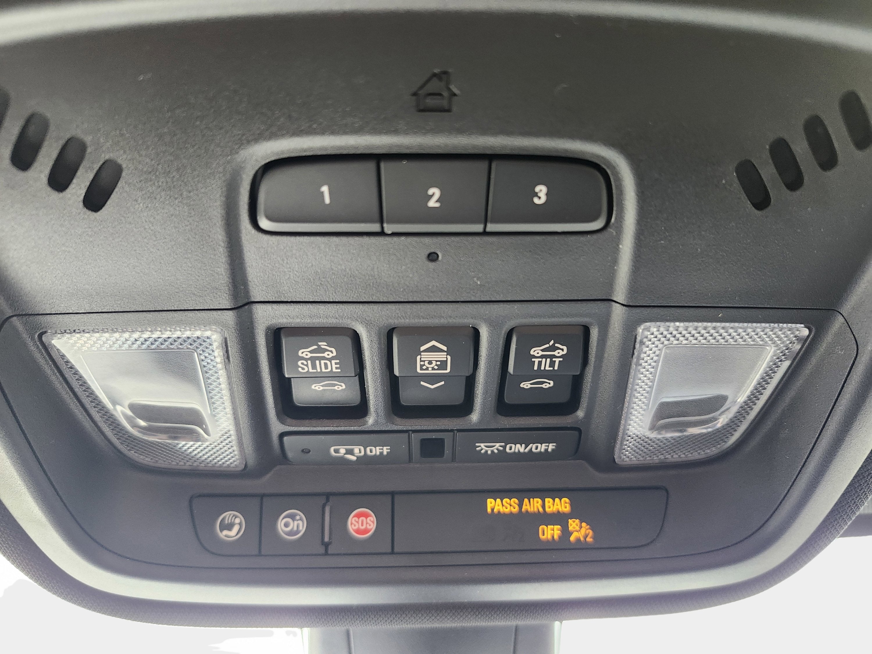 2022 Chevrolet Traverse RS