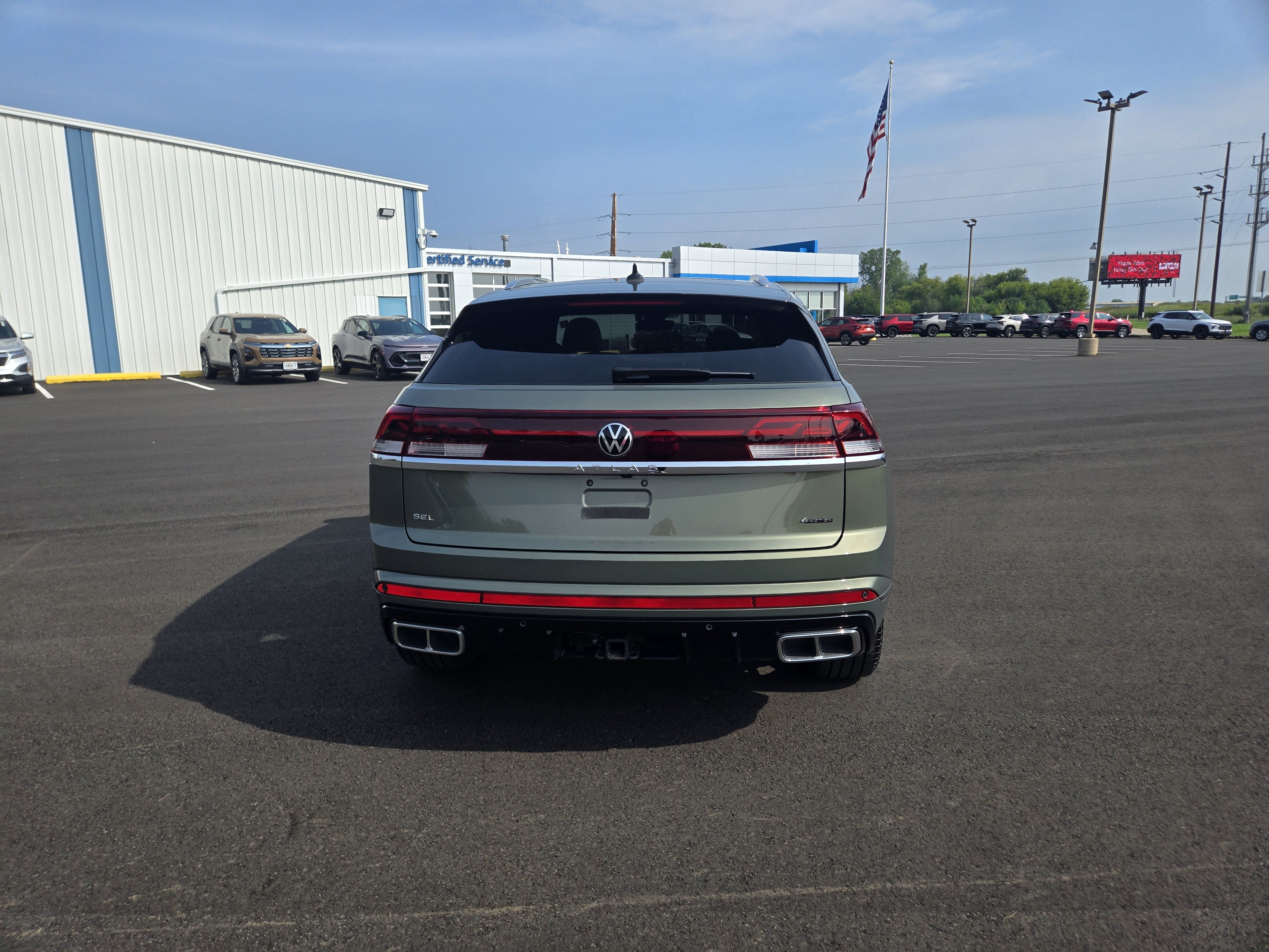 2025 Volkswagen Atlas Cross Sport 2.0T SEL Premium R-Line