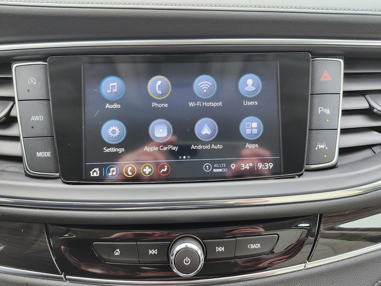 2024 Buick Enclave Essence