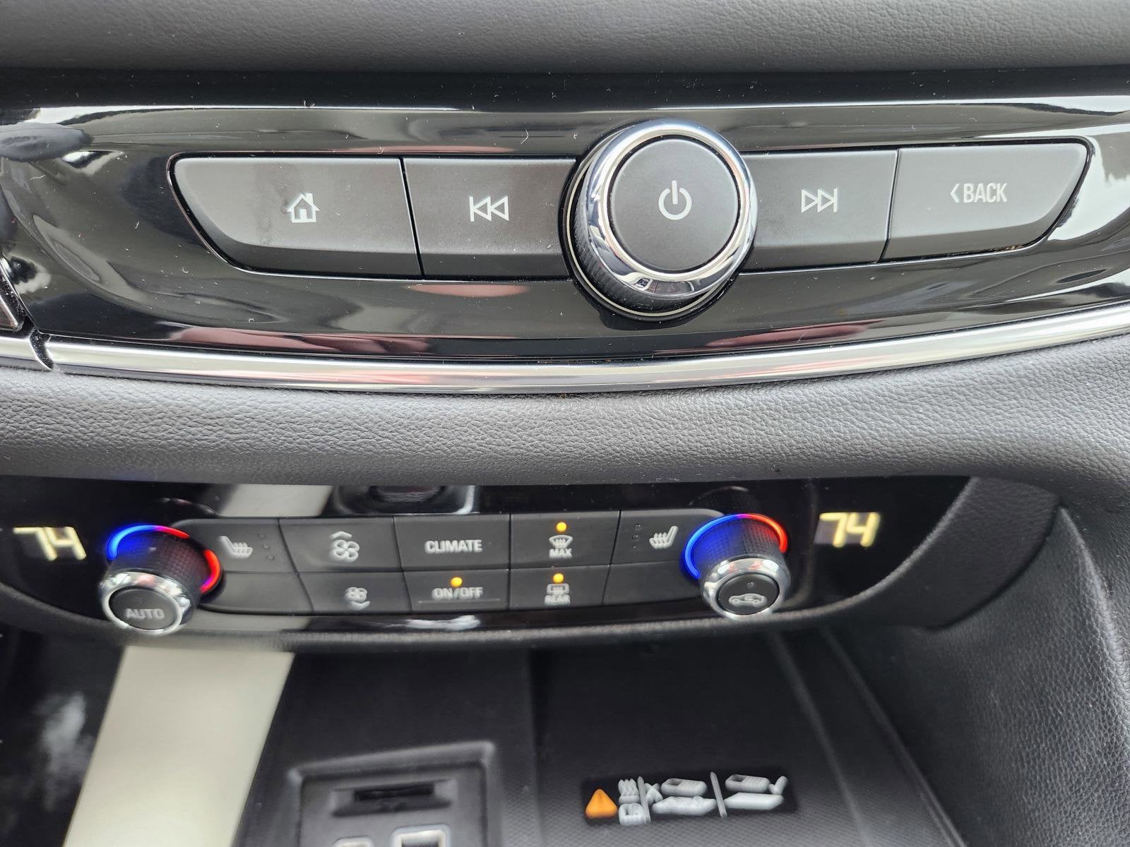 2024 Buick Enclave Essence