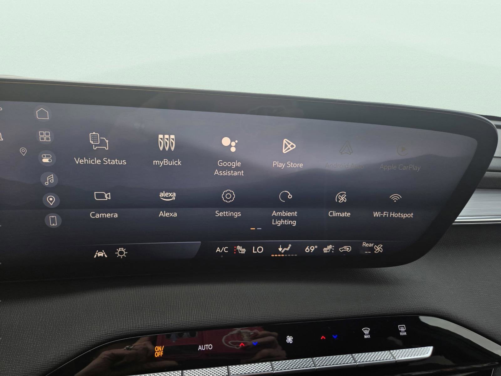 2025 Buick Enclave Preferred