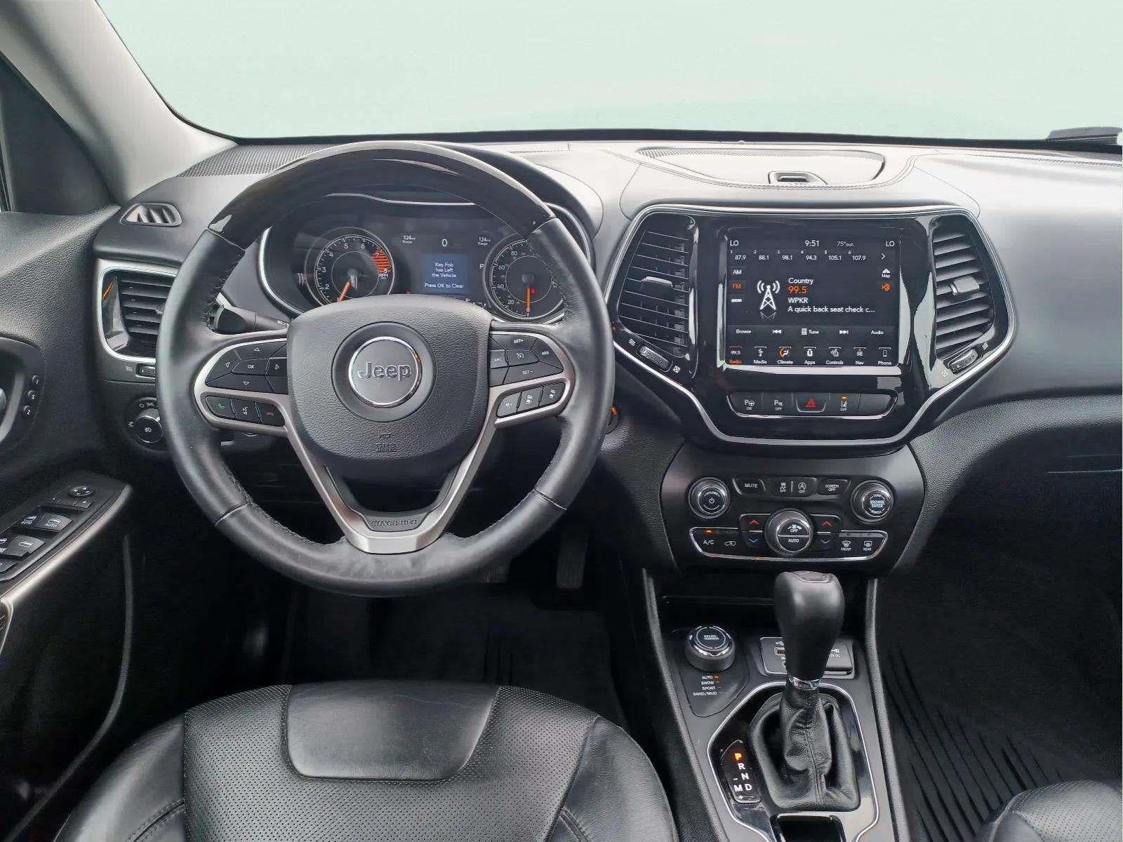2019 Jeep Cherokee Overland