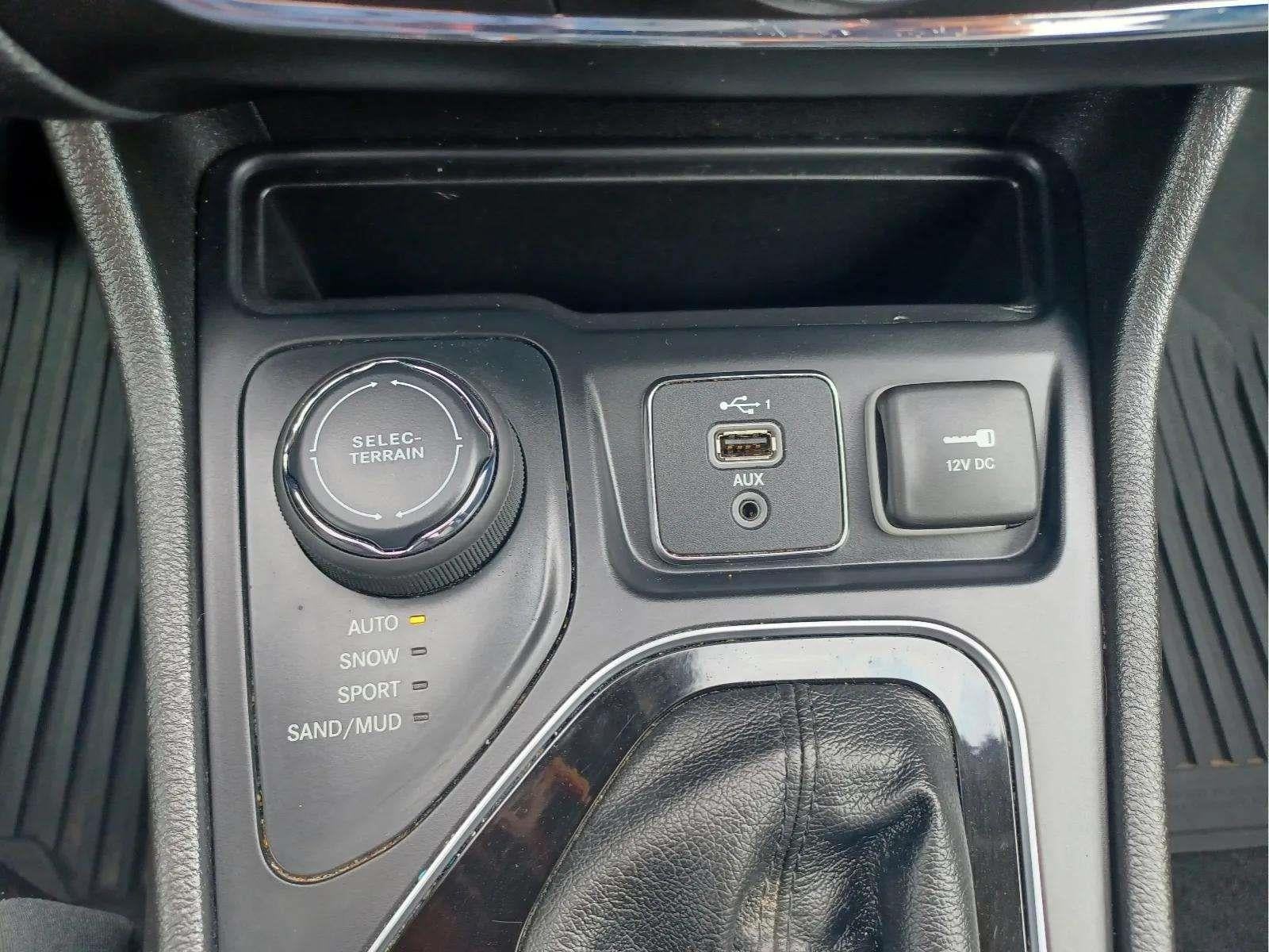 2019 Jeep Cherokee Overland