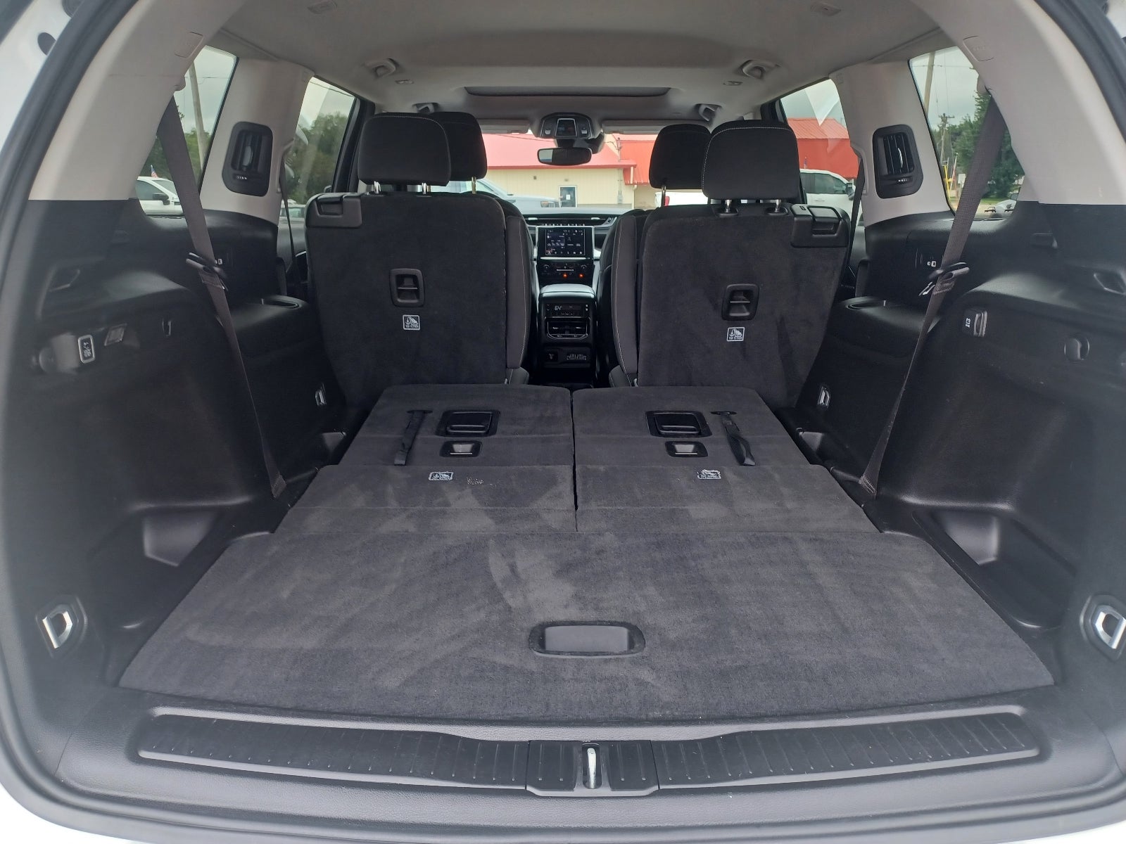 2022 Jeep Grand Cherokee L Laredo