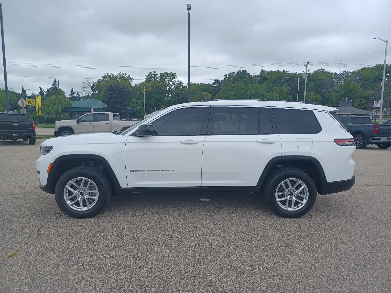2022 Jeep Grand Cherokee L Laredo