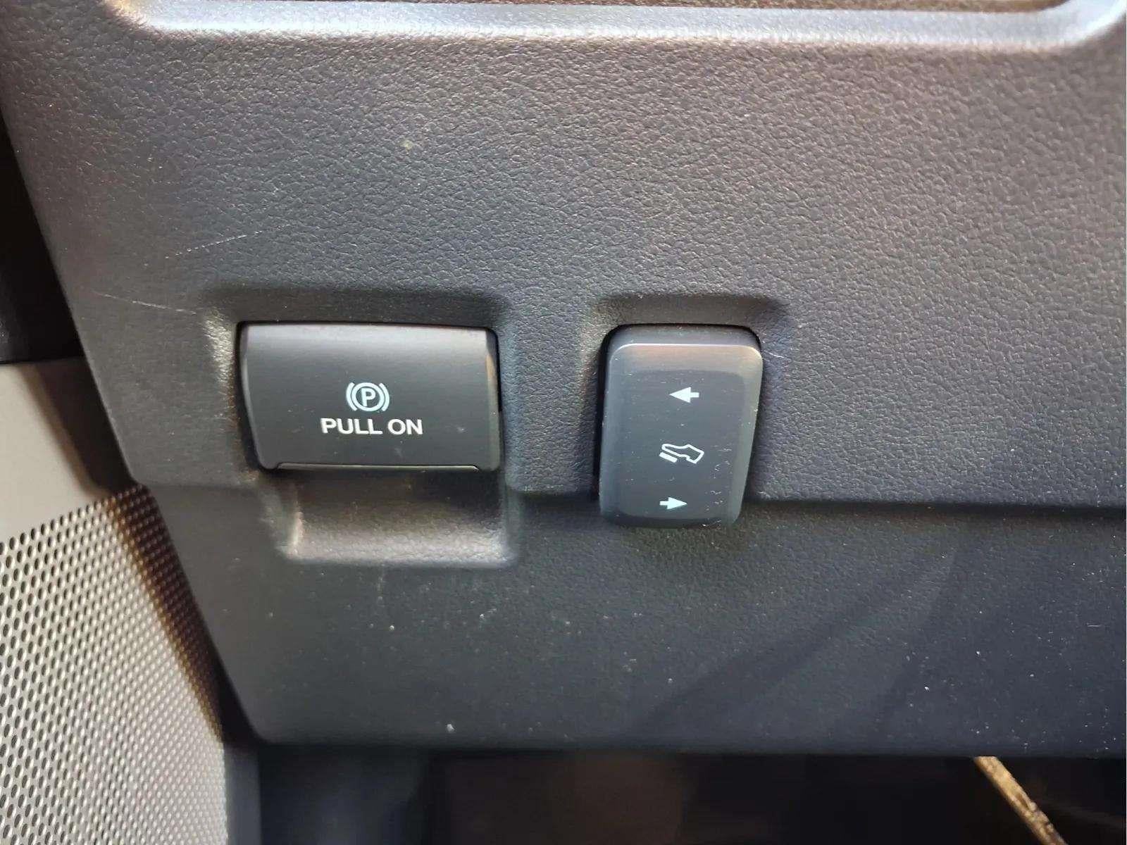 2023 Ford Super Duty F-350 SRW XL