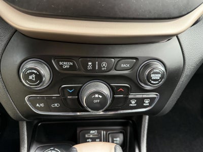 2017 Jeep Cherokee Sport