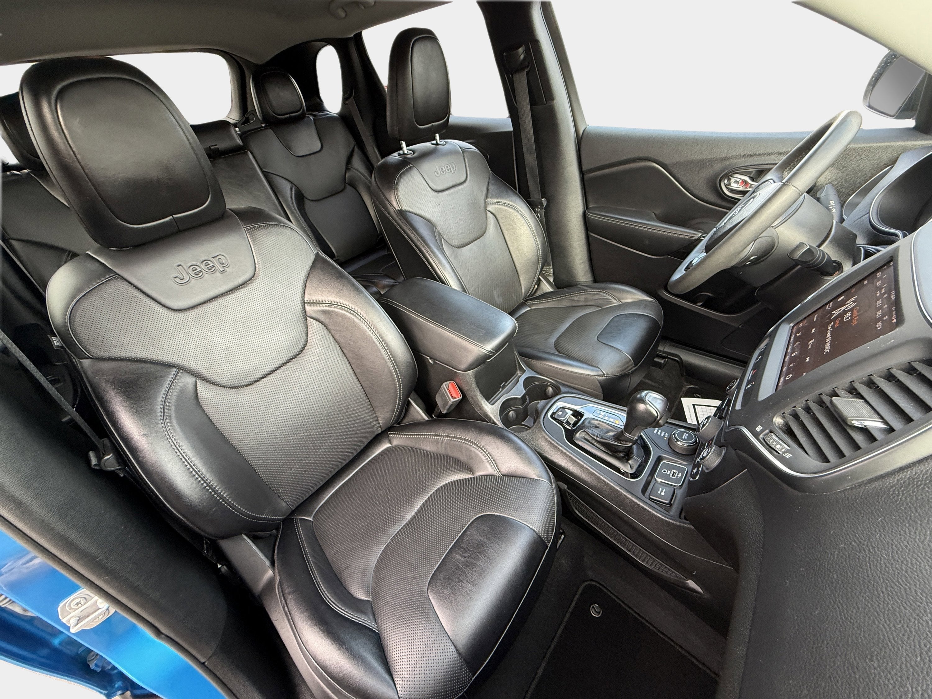 2023 Jeep Cherokee Altitude Lux