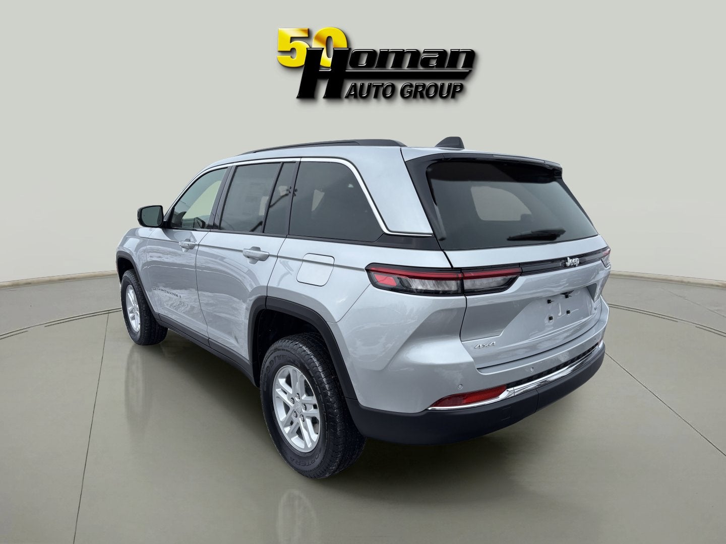 2025 Jeep Grand Cherokee Laredo