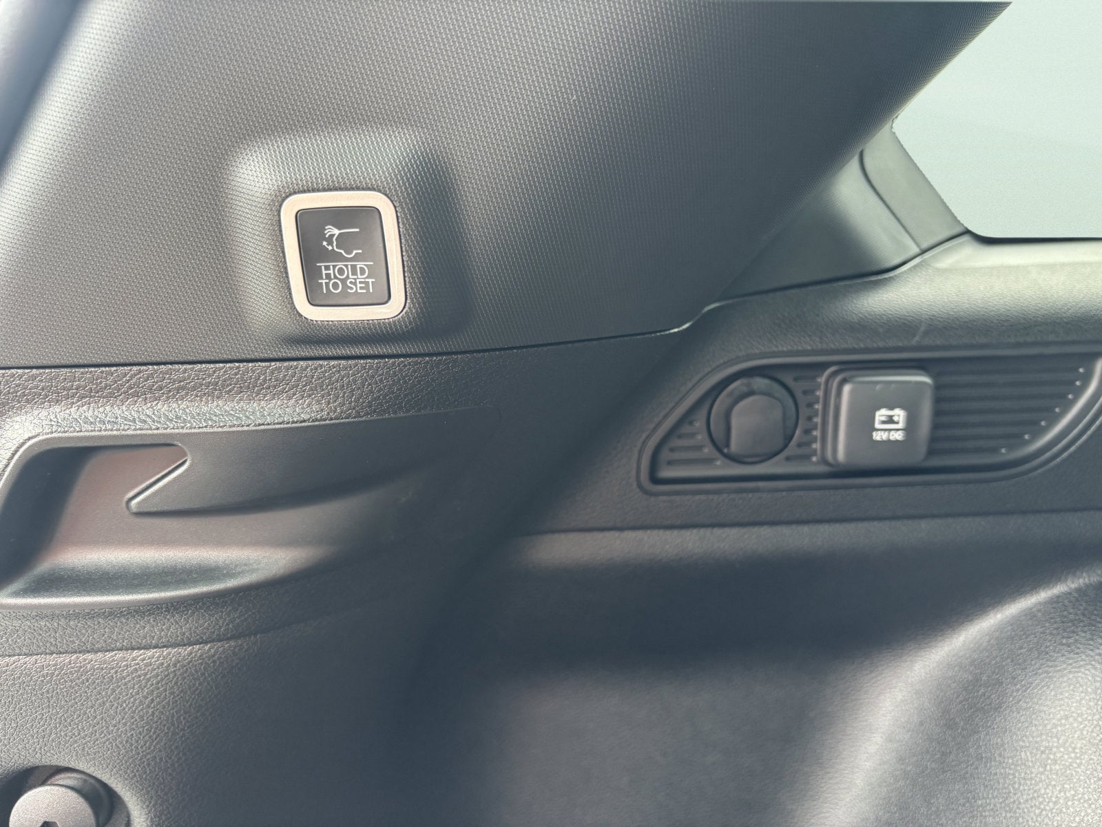 2027 Jeep Grand Cherokee Laredo X