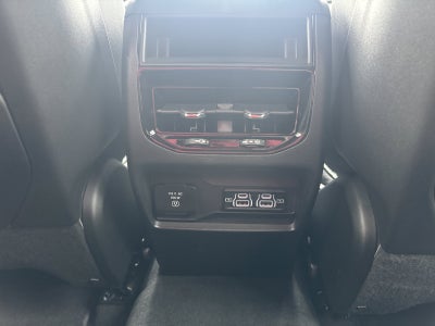 2027 Jeep Grand Cherokee Laredo X