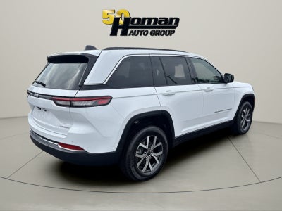 2027 Jeep Grand Cherokee Laredo X