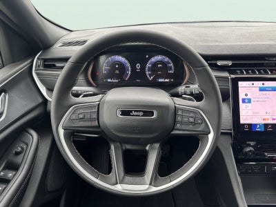 2027 Jeep Grand Cherokee Laredo X