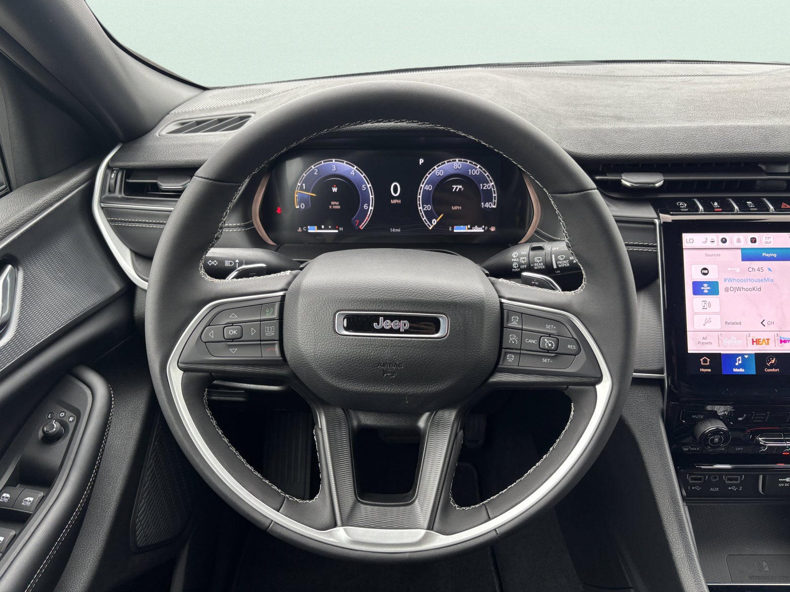 2027 Jeep Grand Cherokee Laredo X