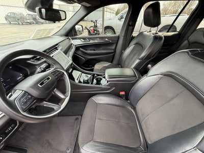 2022 Jeep Grand Cherokee Altitude