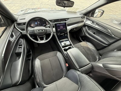 2022 Jeep Grand Cherokee Altitude