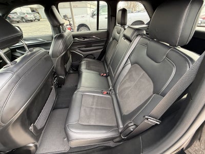 2022 Jeep Grand Cherokee Altitude