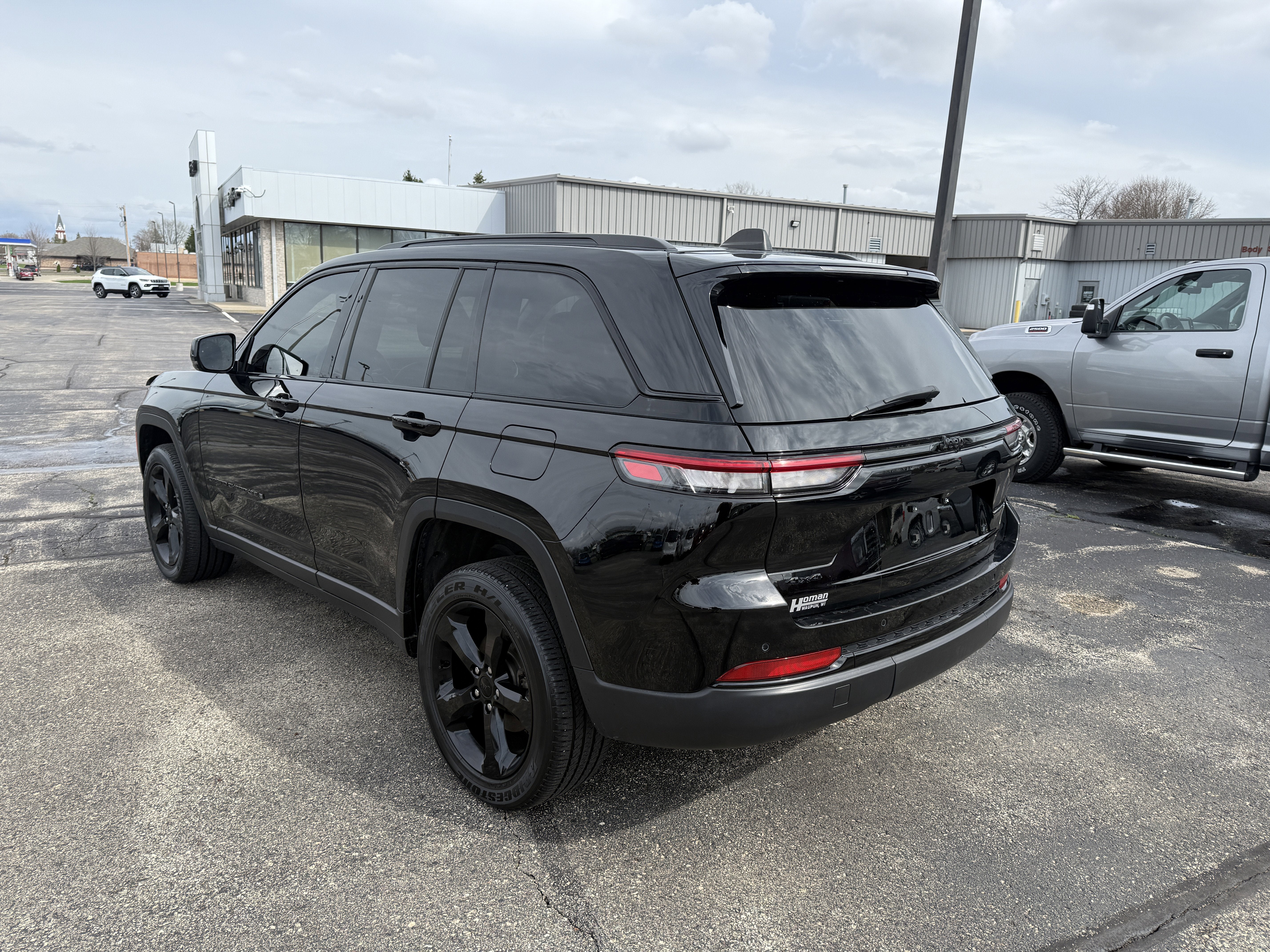 2022 Jeep Grand Cherokee Altitude