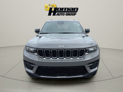 2027 Jeep Grand Cherokee Laredo X