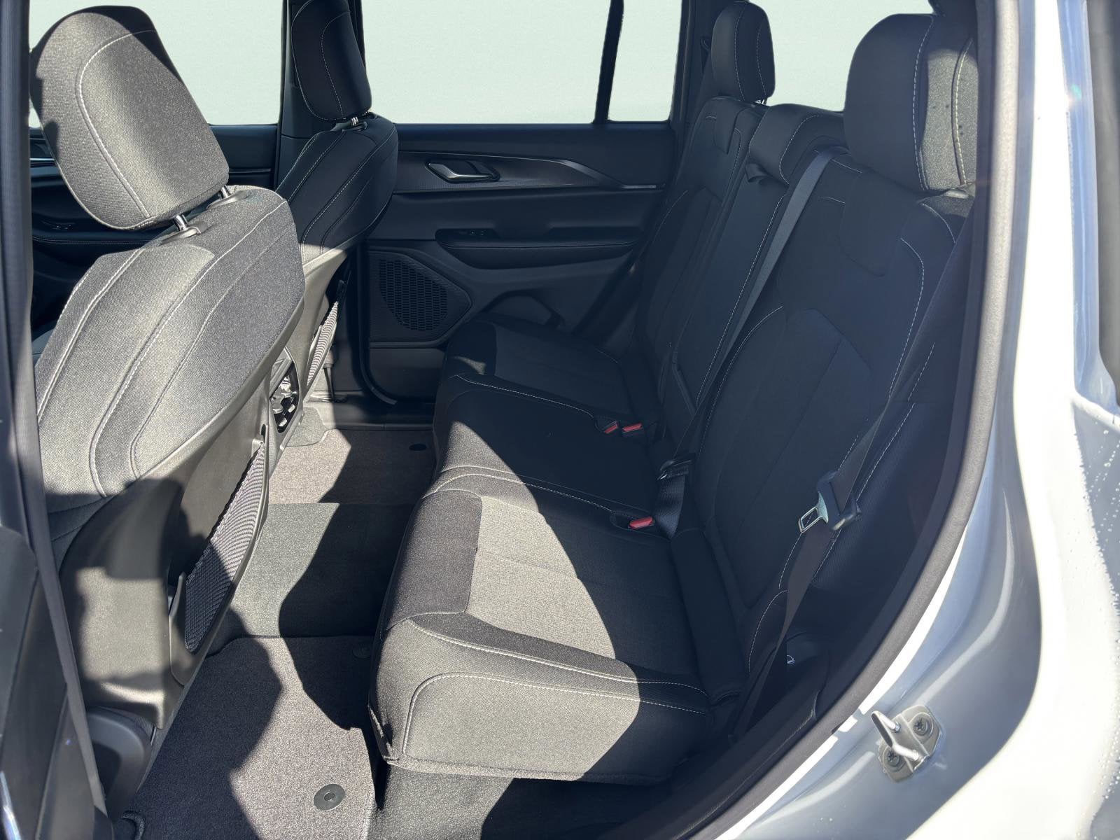 2026 Jeep Grand Cherokee Laredo X