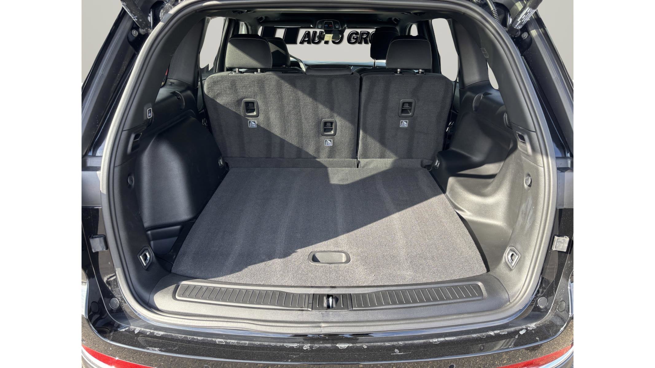 2026 Jeep Grand Cherokee Laredo X