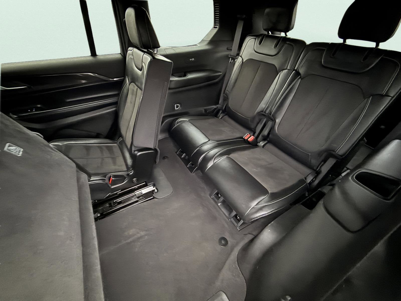 2022 Jeep Grand Cherokee L Altitude