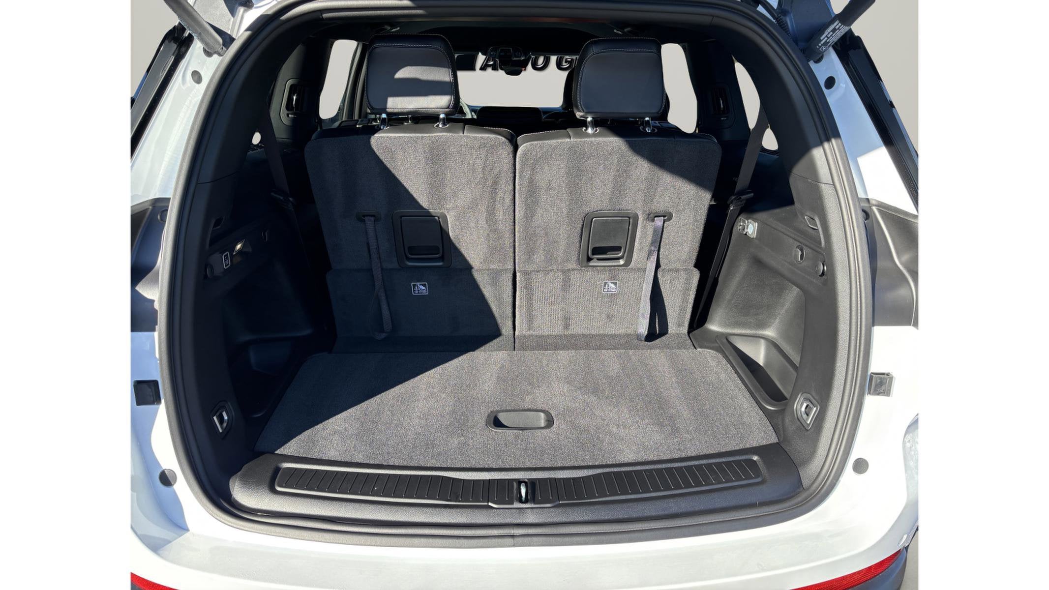 2026 Jeep Grand Cherokee L Laredo Altitude