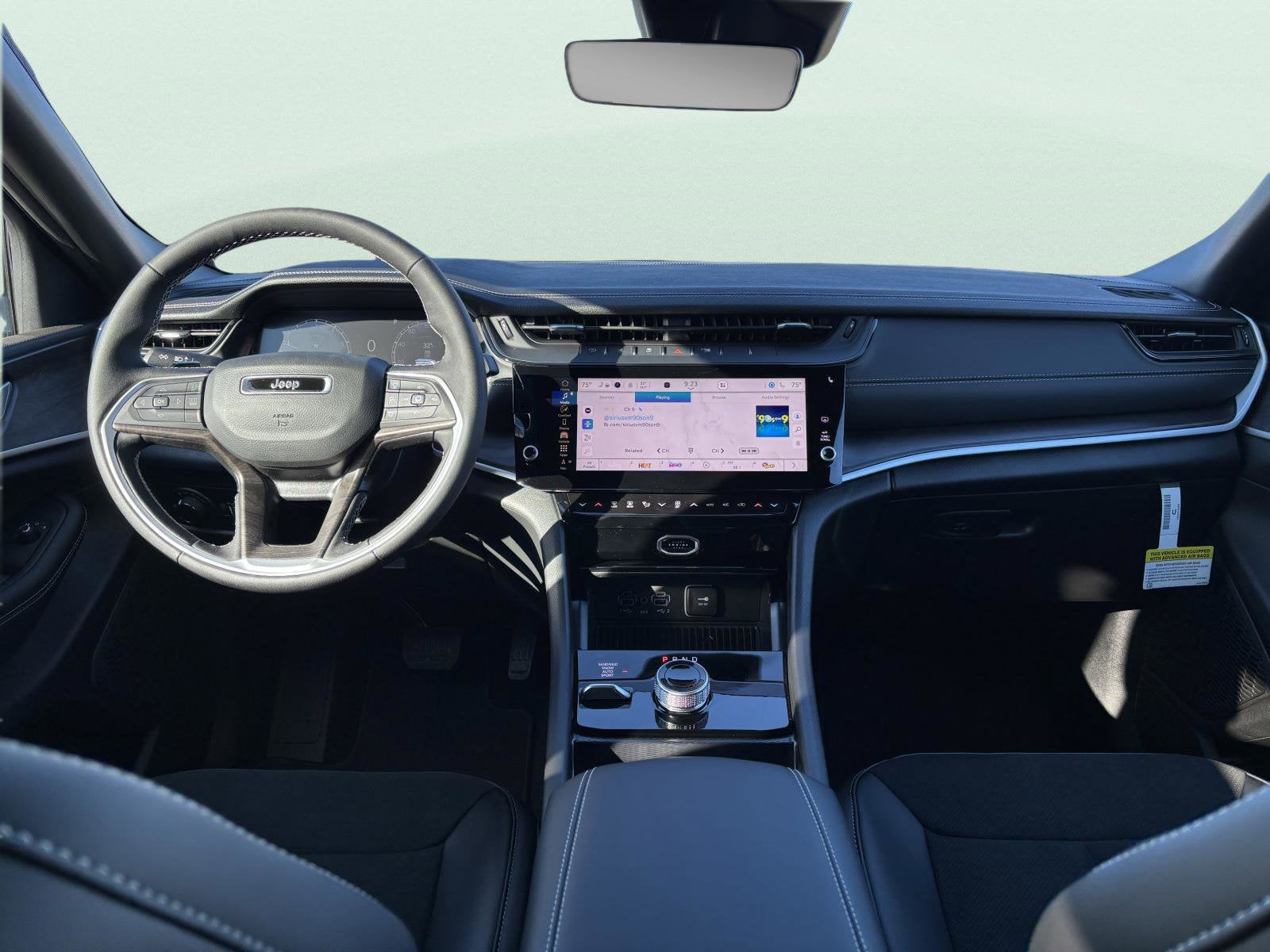 2026 Jeep Grand Cherokee L Laredo Altitude