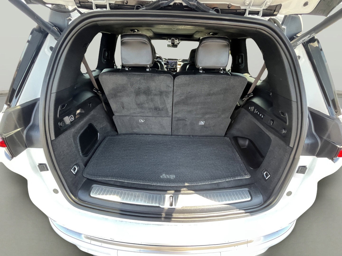 2022 Jeep Grand Cherokee L Summit Reserve