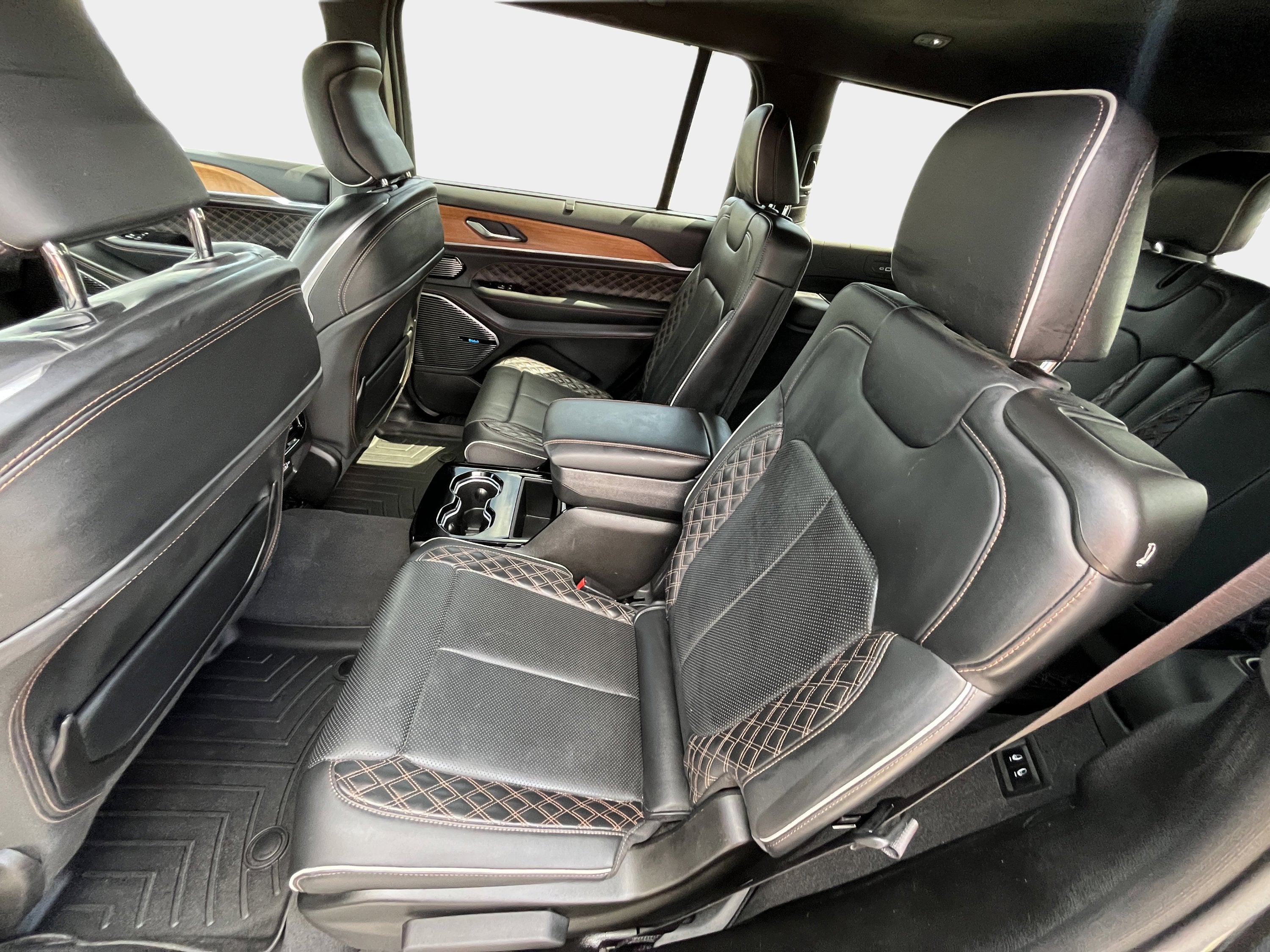 2022 Jeep Grand Cherokee L Summit Reserve