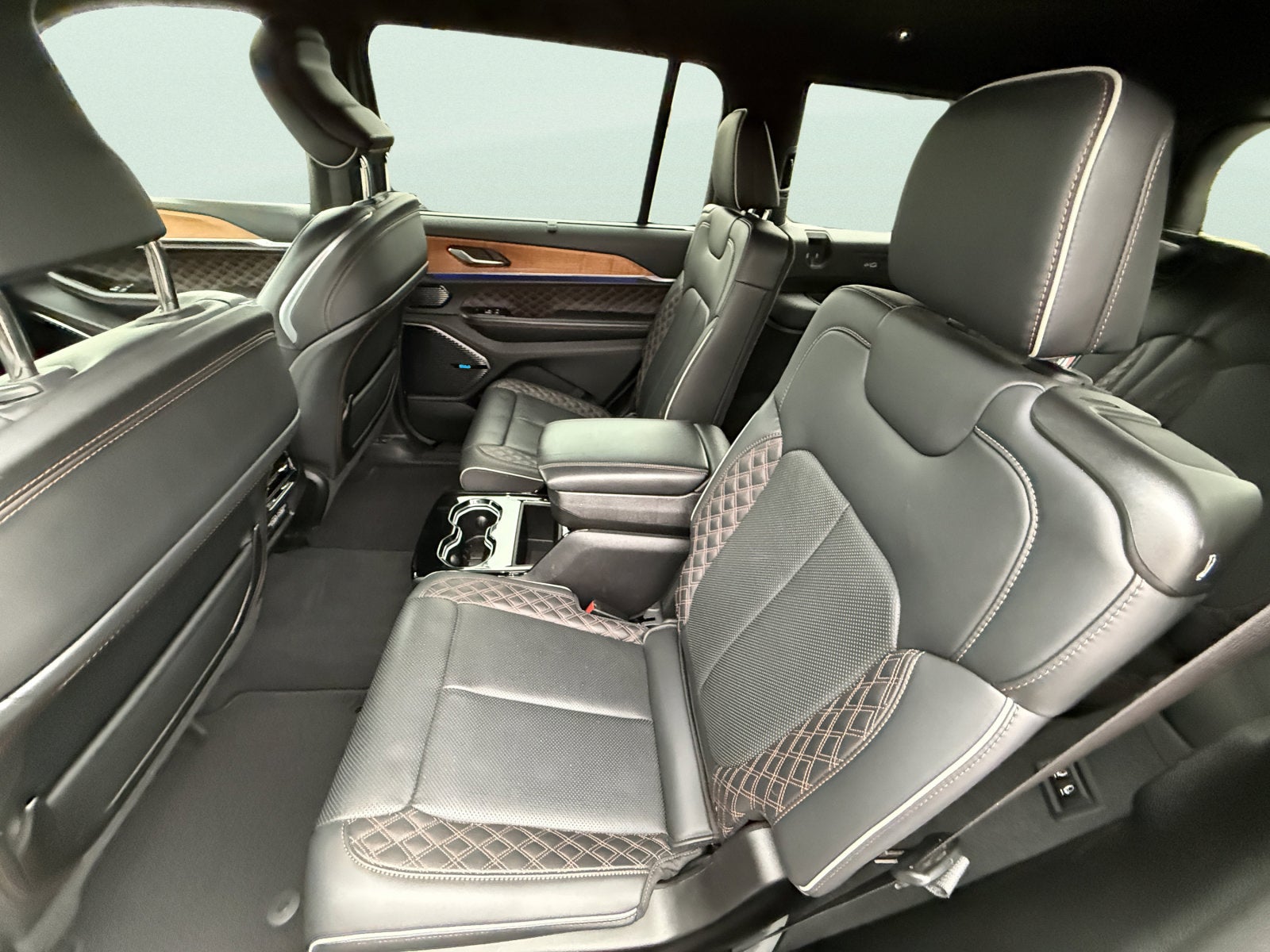 2023 Jeep Grand Cherokee L Summit Reserve