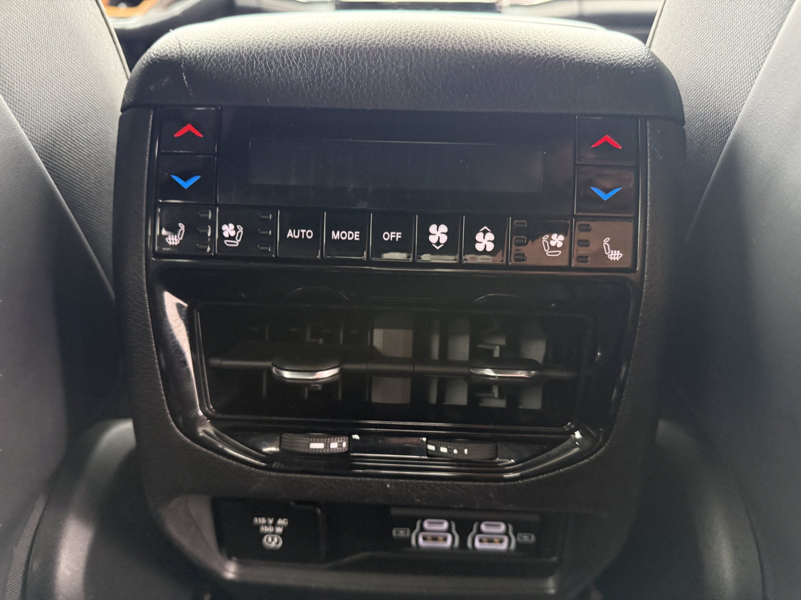 2023 Jeep Grand Cherokee L Summit Reserve