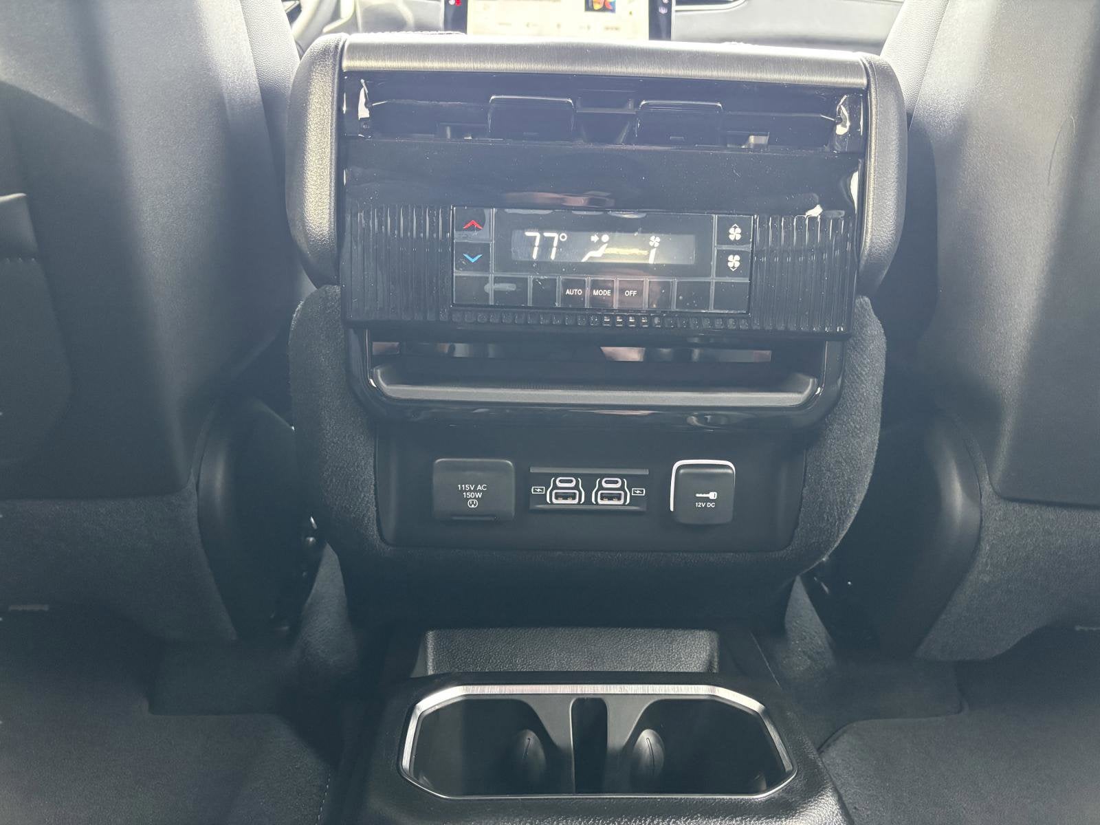 2026 Jeep Grand Wagoneer WSJM75