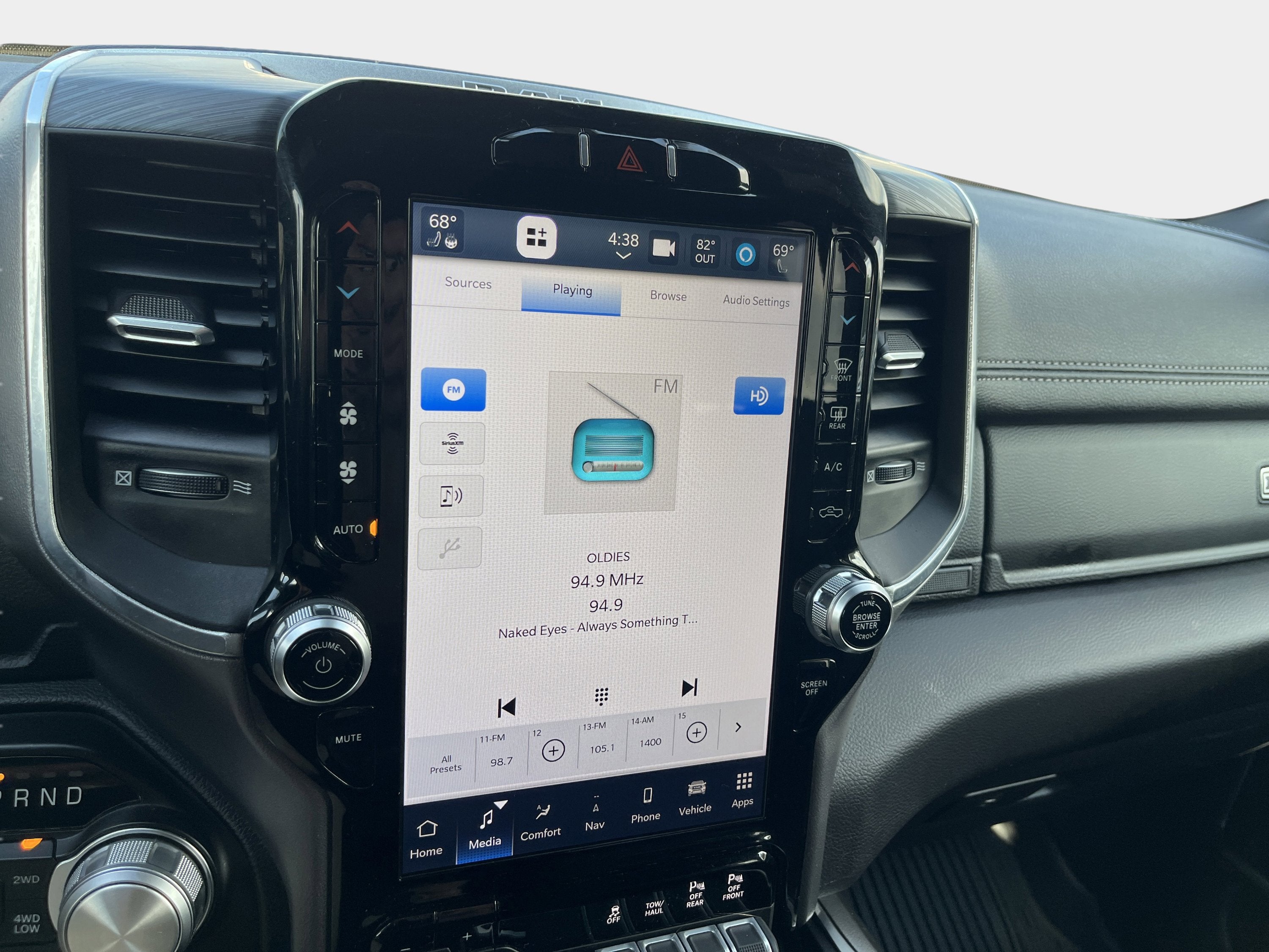 2023 RAM 1500 Laramie