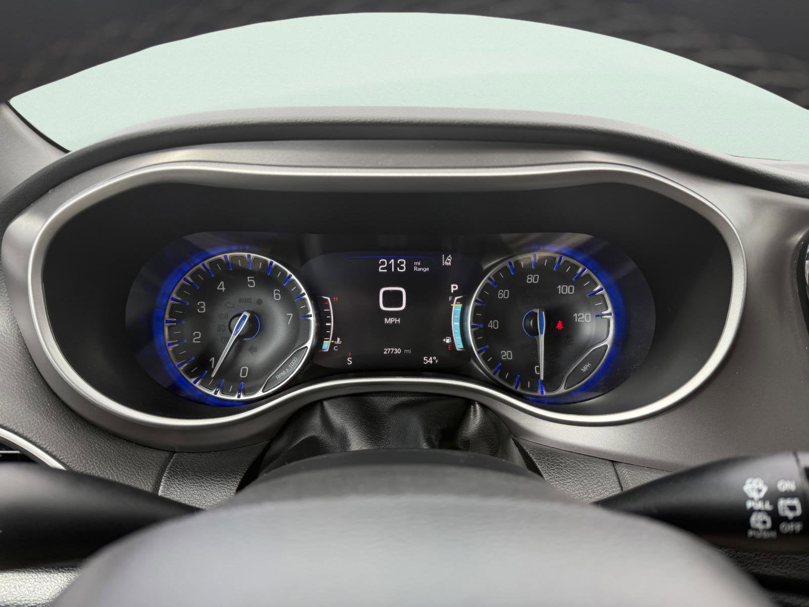 2025 Chrysler Pacifica Select