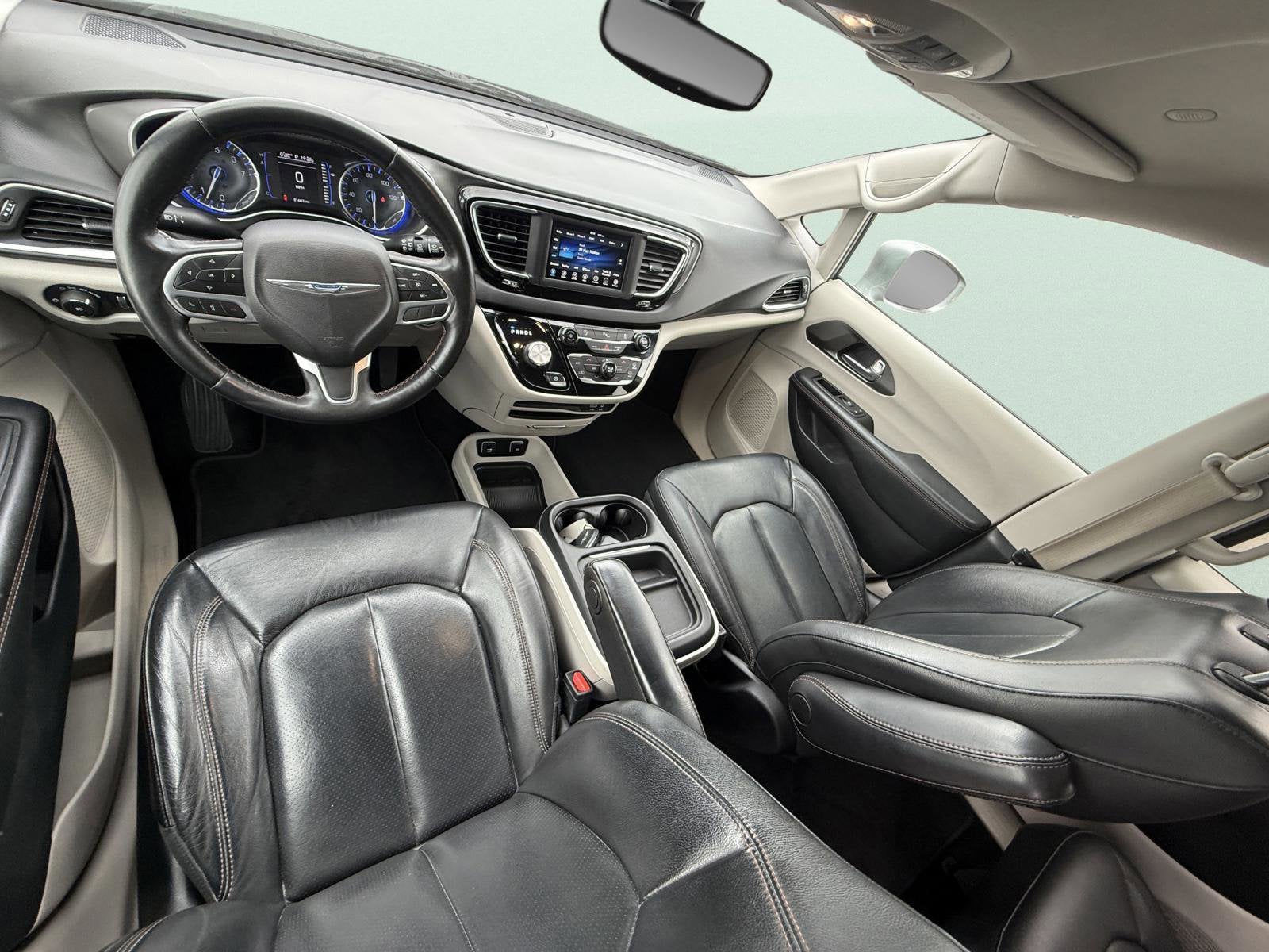 2020 Chrysler Pacifica Touring L