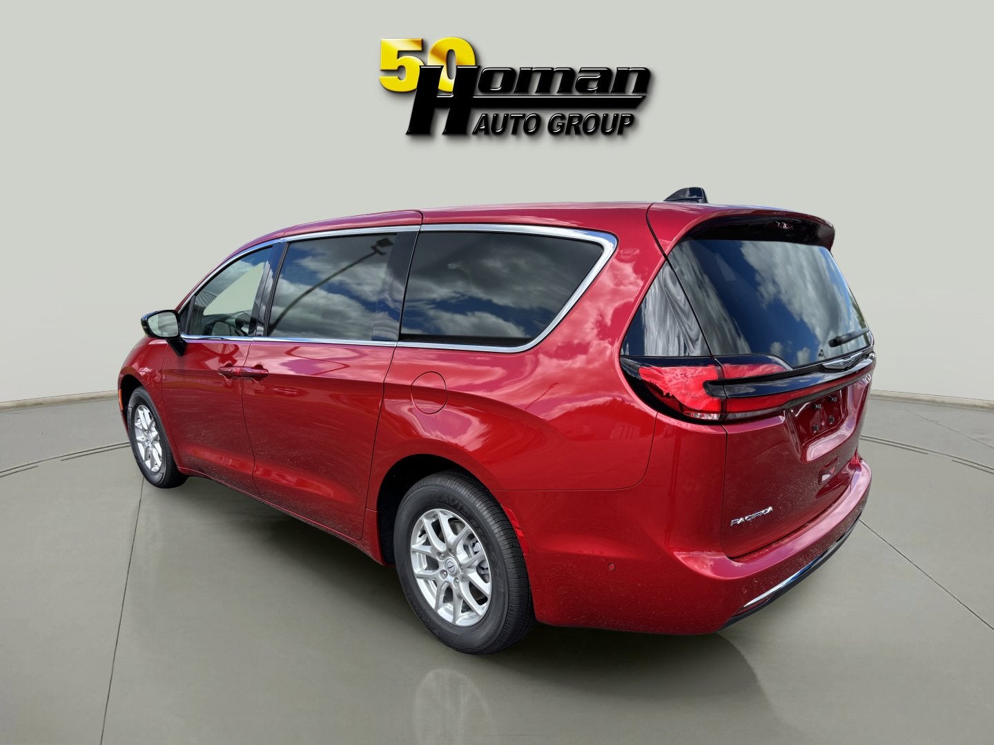 2025 Chrysler Pacifica Select