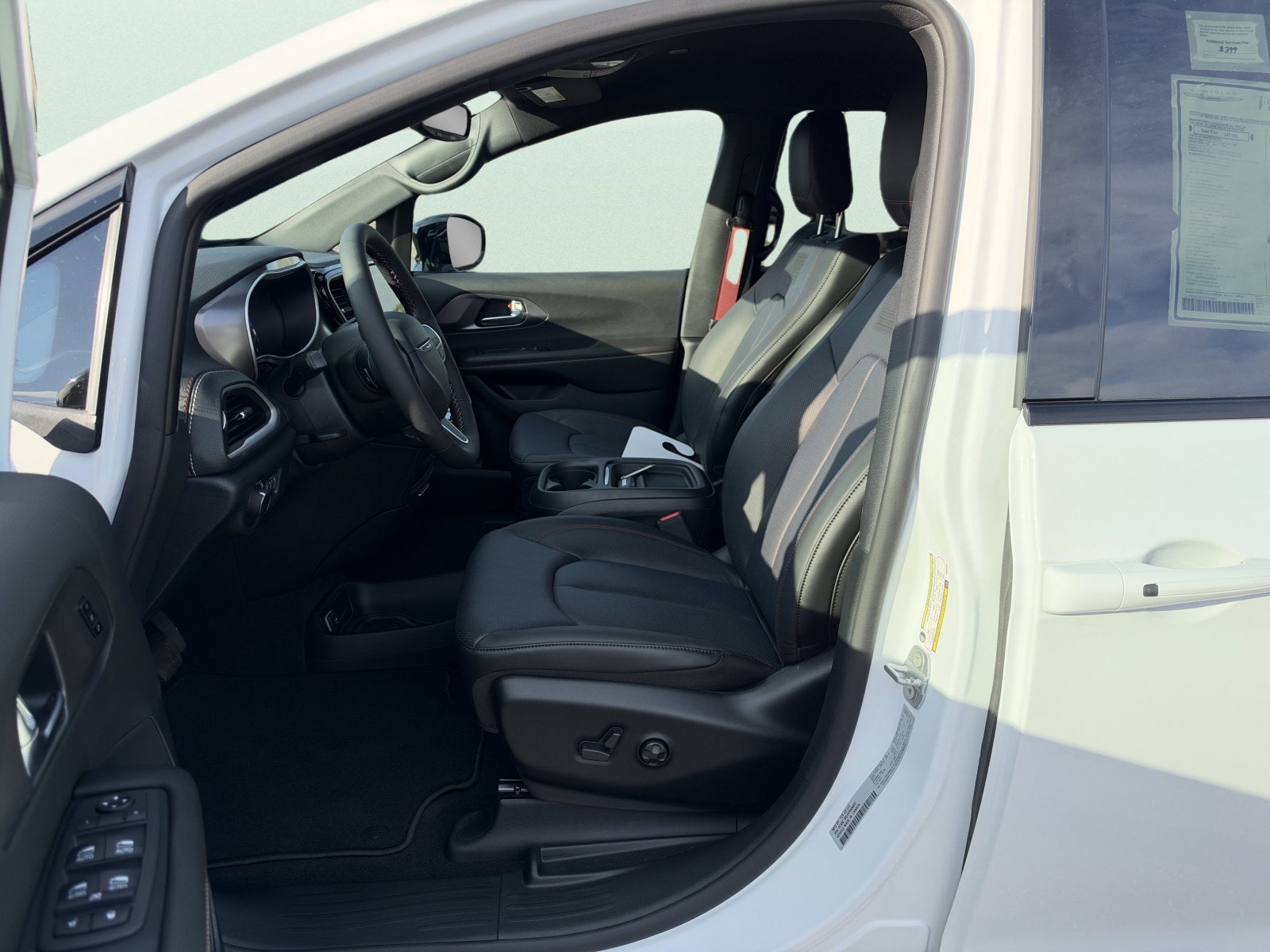2027 Chrysler Pacifica Select