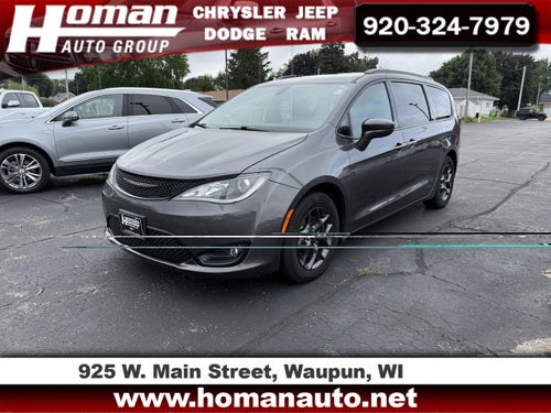 2018 Chrysler Pacifica Touring L Plus