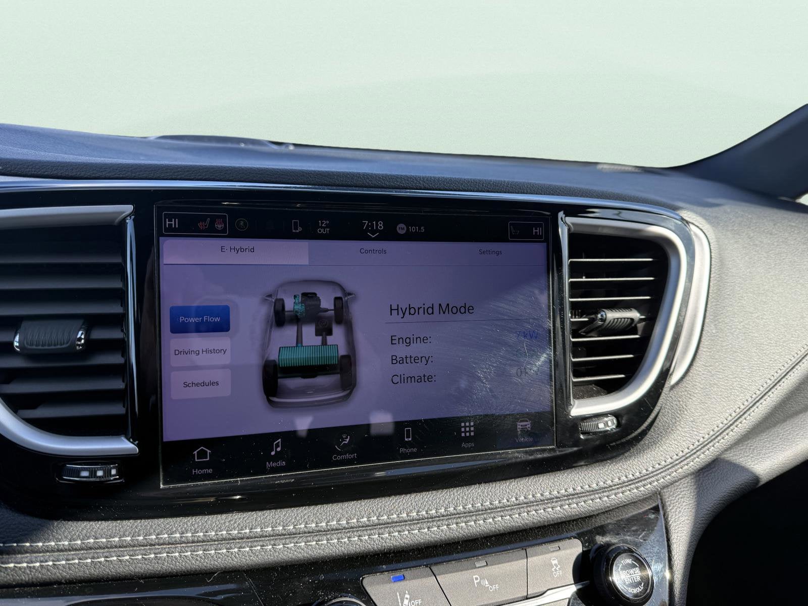 2023 Chrysler Pacifica Hybrid Touring L