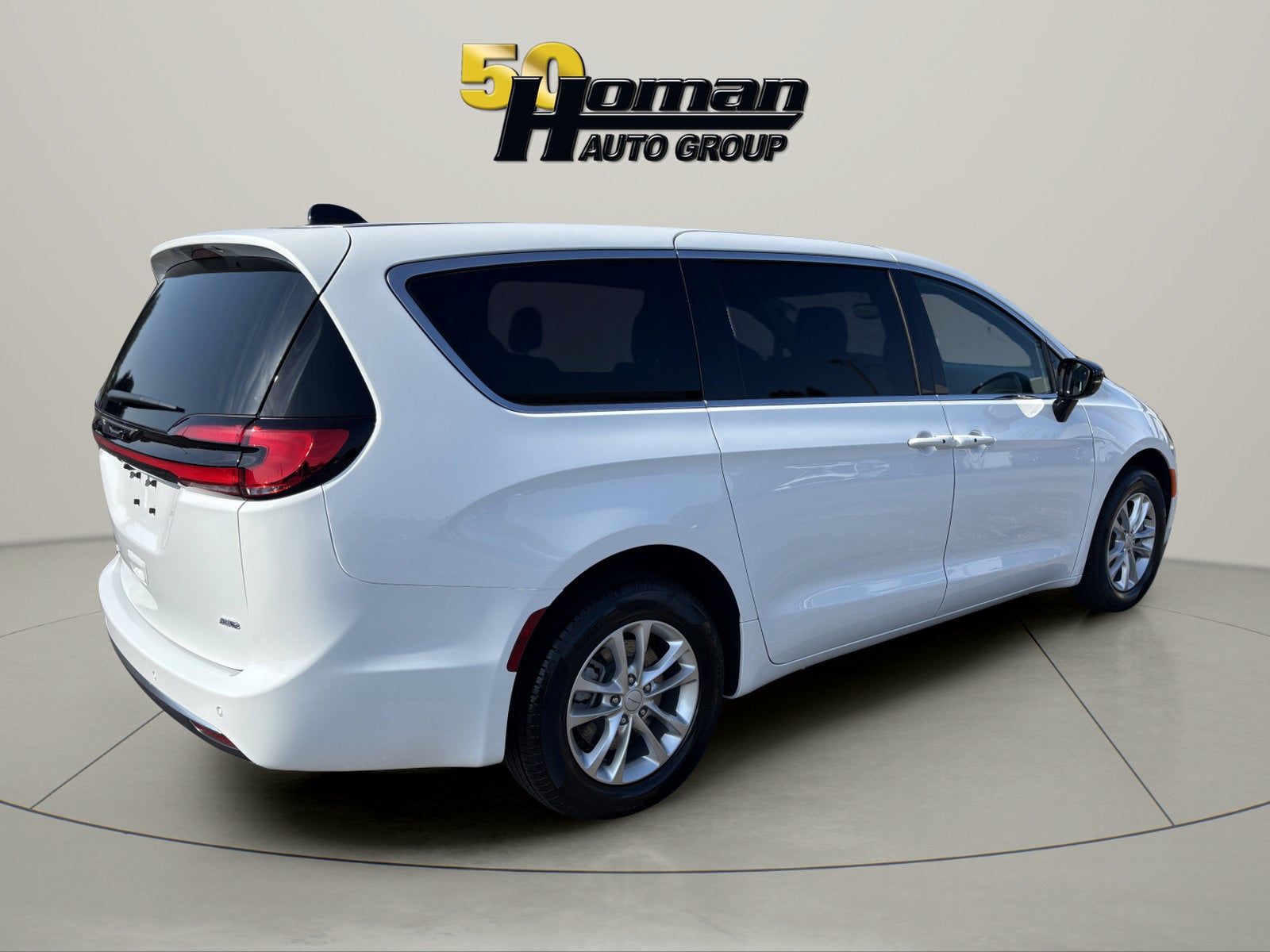 2027 Chrysler Pacifica Select