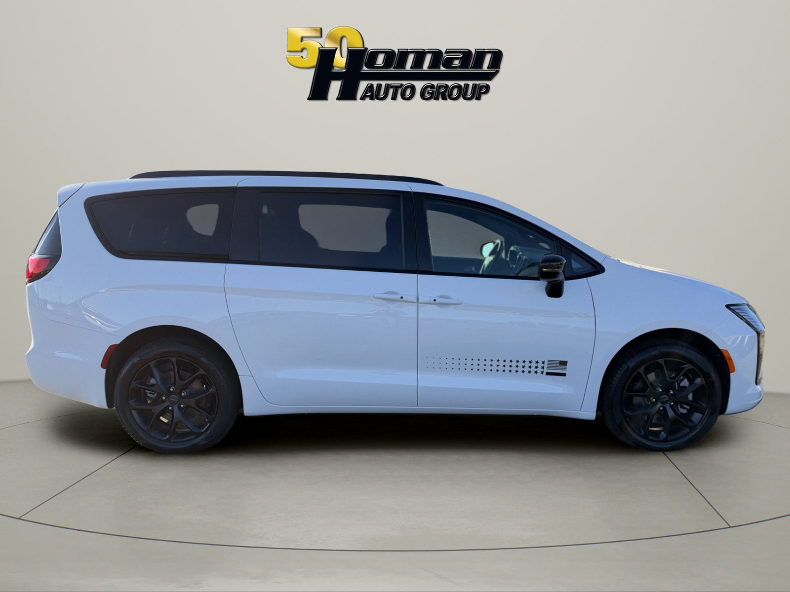 2027 Chrysler Pacifica Select