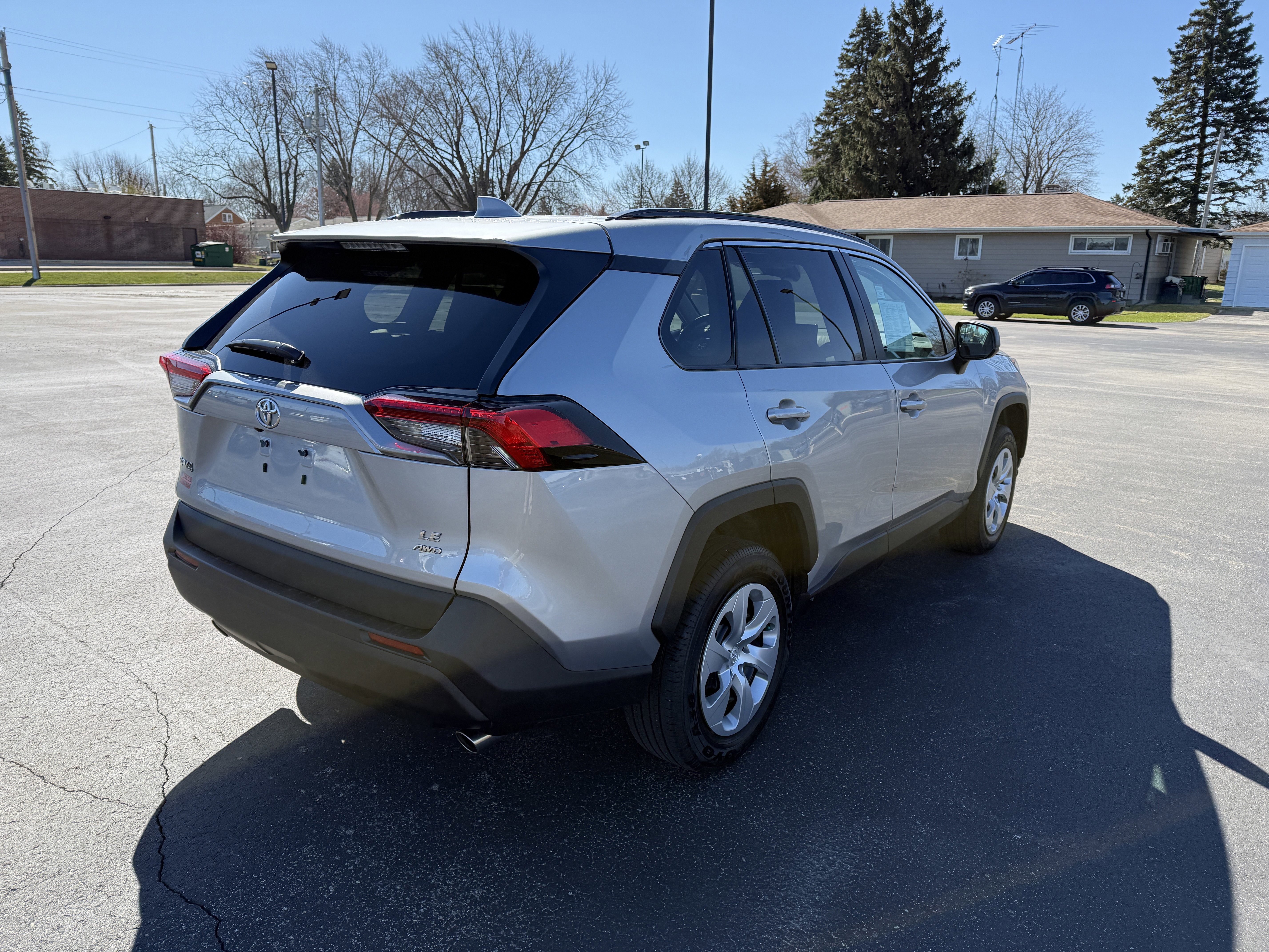 2021 Toyota RAV4 LE