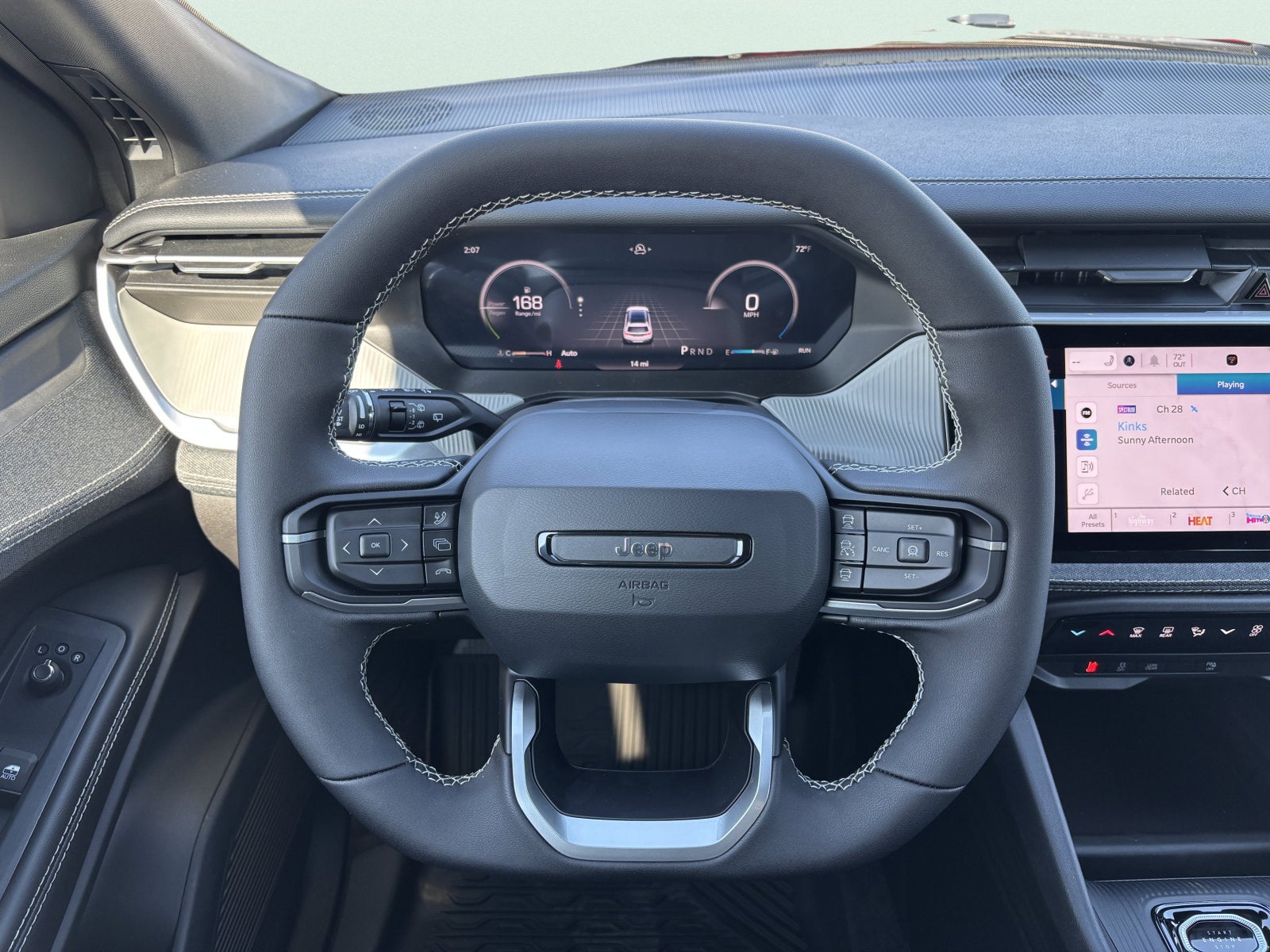 2026 Jeep Cherokee Laredo
