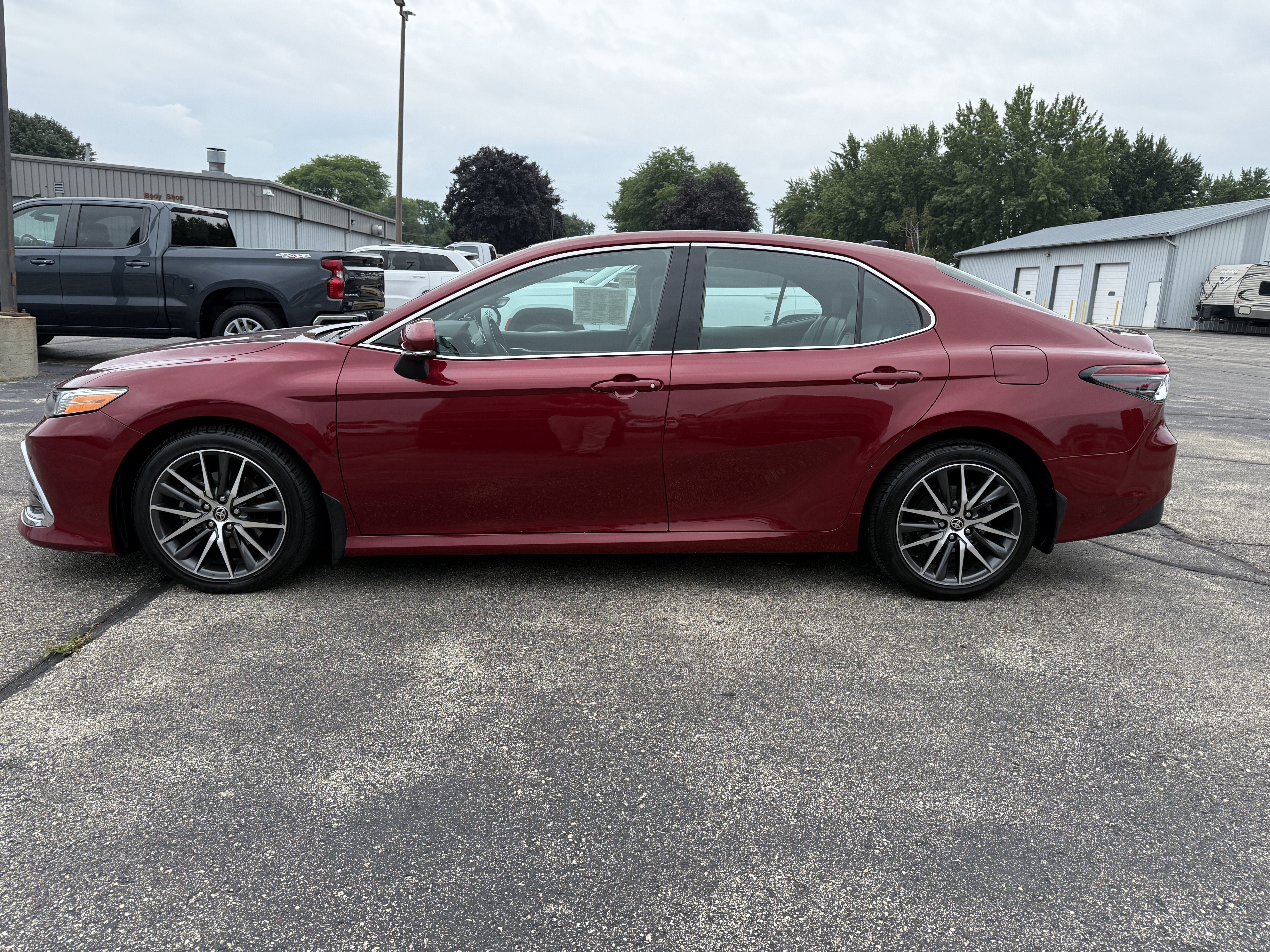 2021 Toyota Camry XLE V6