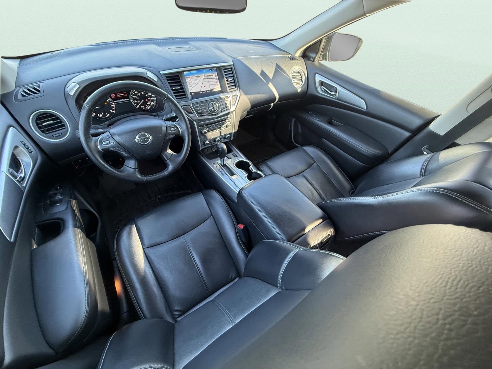 2019 Nissan Pathfinder SL