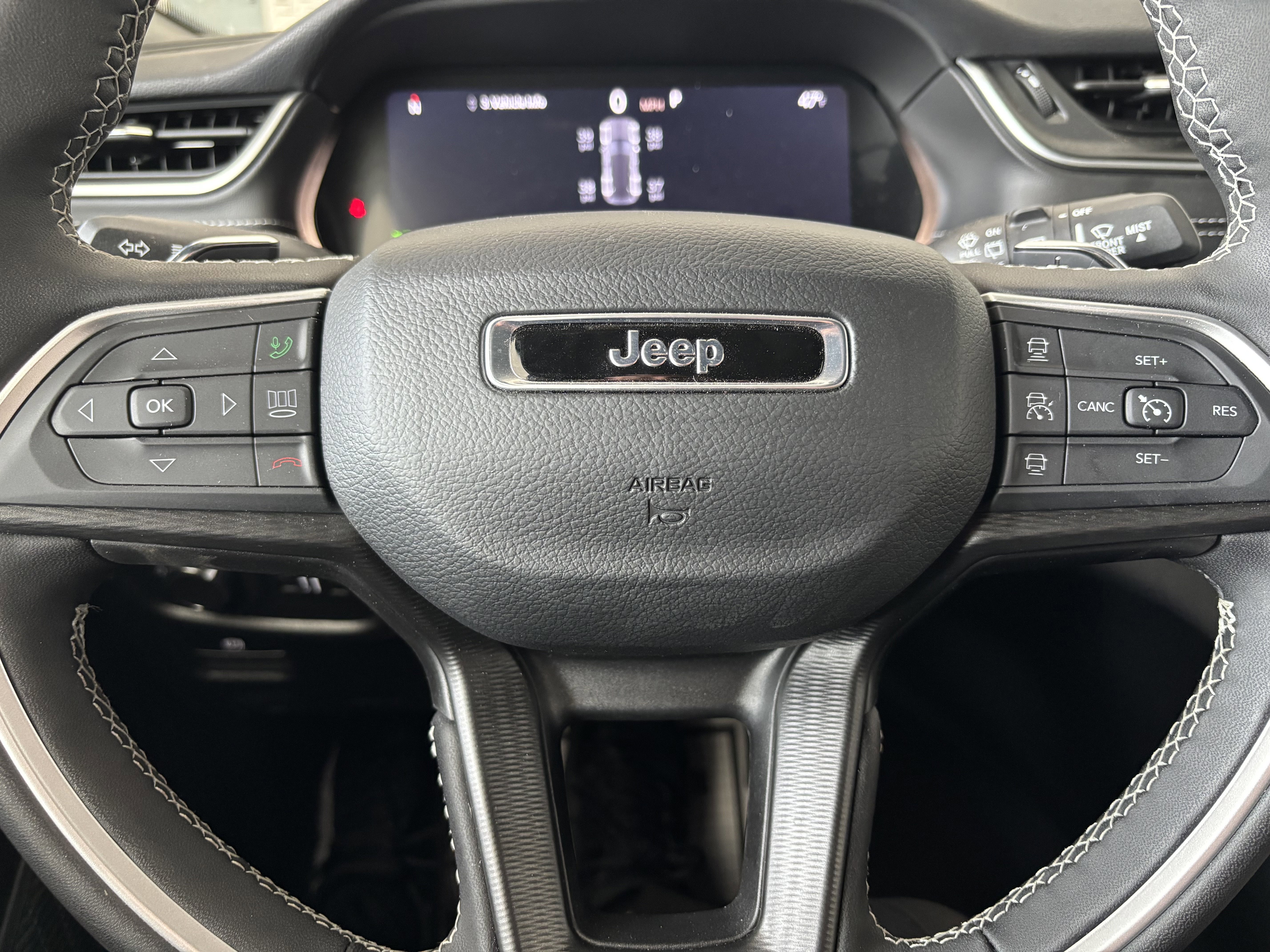 2024 Jeep Grand Cherokee Laredo X